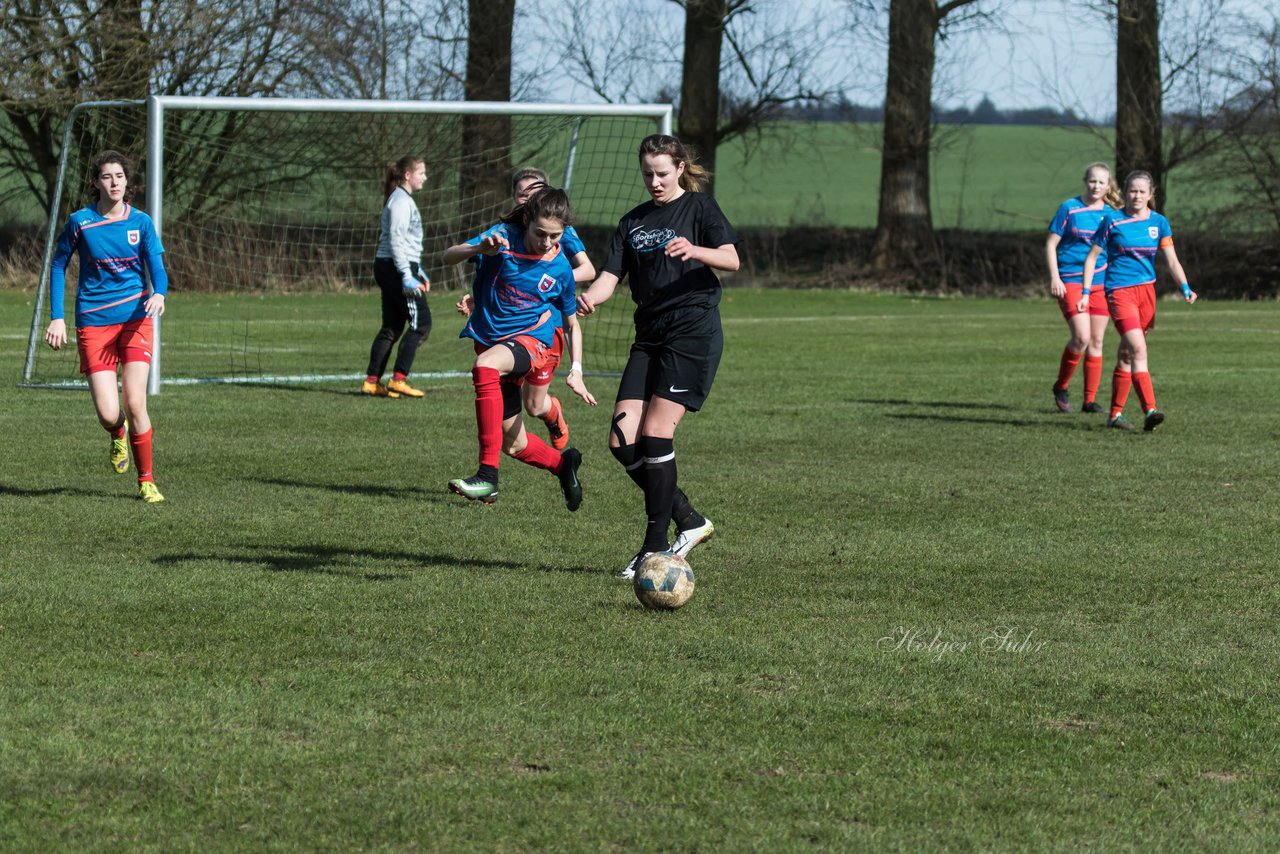 Bild 92 - C-Juniorinnen SV Steinhorst/Labenz - TSV Friedrichsberg-Busdorf : Ergebnis: 5:0